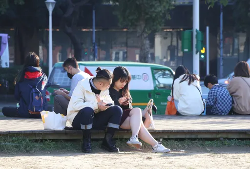 今白天陽光露臉「入夜掉10°C」　本周降雨趨勢一次看！補班日雨最多