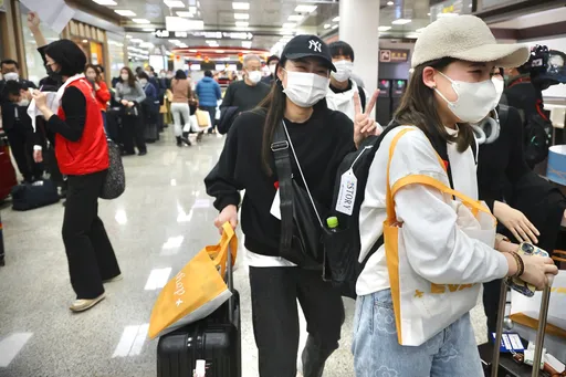 同名「松山」牽10年情!蔣萬安今迎日客179人 送「這些台灣味」喜孜孜