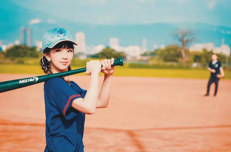 魏暉倪推出重唱歌曲《逆風飛翔2023》。上行娛樂提供