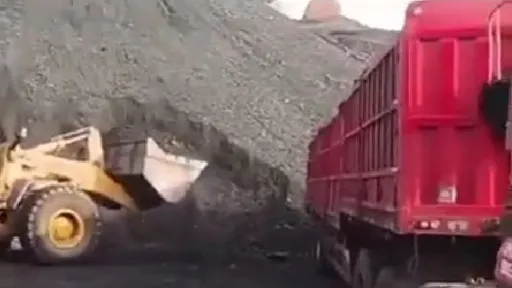 內蒙古煤礦場大規模坍塌　已知2死6傷53人失聯