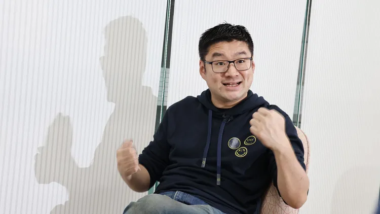 徐弘庭希望將事情簡單化，喊話青壯派議員先溝通聊一下。攝影中心