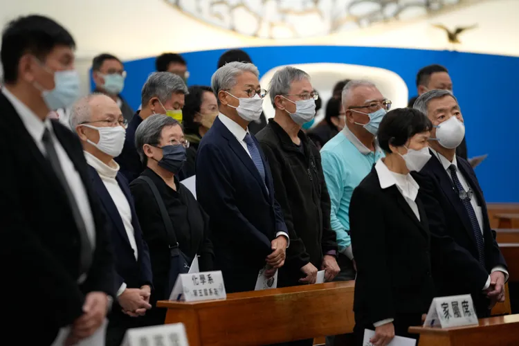 吳東亮追憶同窗。輔大提供