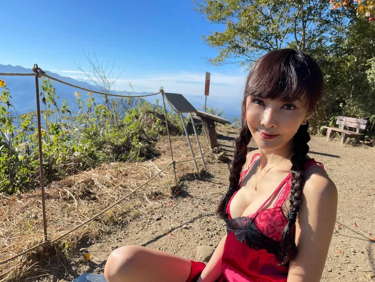 翻攝《美魔女胡文英》粉絲頁