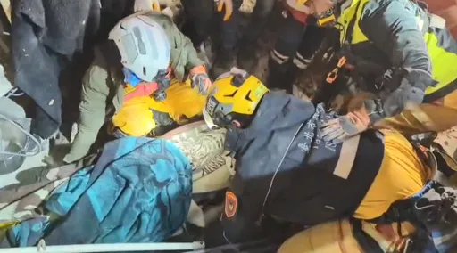 憾！台灣隊與死神拔河5小時！截肢救出土耳其女 送醫仍不治