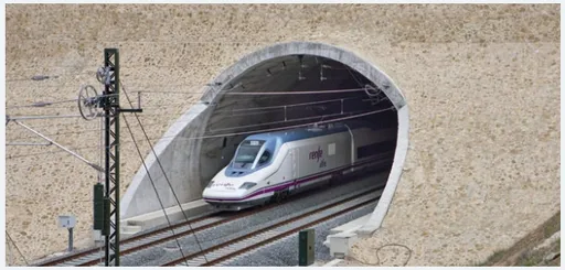 誰量的尺寸？花83億訂31列列車　車身卻寬到進不了隧道
