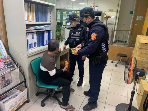 桃園男誤闖倉庫受困一整夜　警調閱監視器尋人順利救援