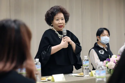 黃越綏心絞痛呼吸困難送醫　75歲急進行2檢查！見3現象怒：情緒勒索