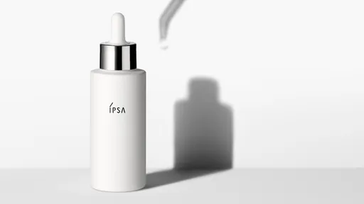 IPSA為肌膚「辦燈會」 迎接美白季端出追光瓶養出耀眼肌