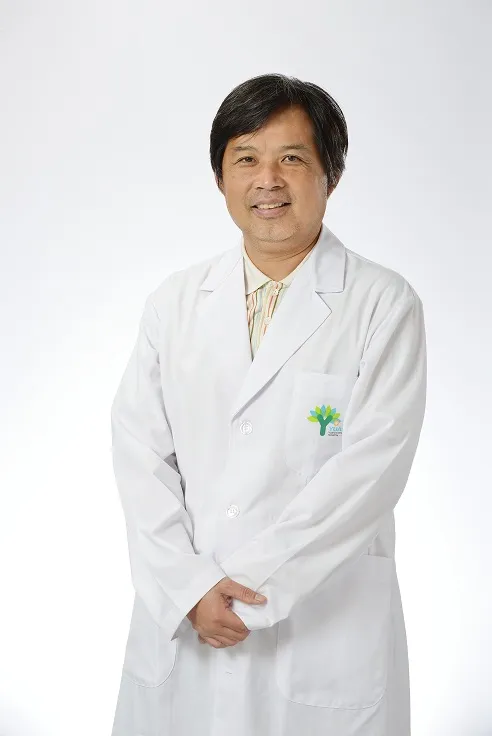 彰化基督教醫院眼科部主任是國內眼整形權威醫師。翻攝臉書彰化基督教醫院