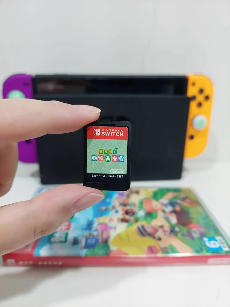 任天堂Switch《動物森友會》遊戲記憶卡。陳力維攝