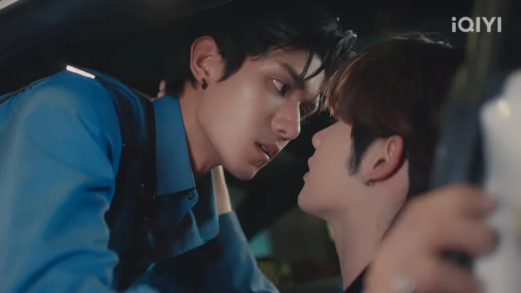 Net（左）在《床伴》飾演King。愛奇藝國際站提供