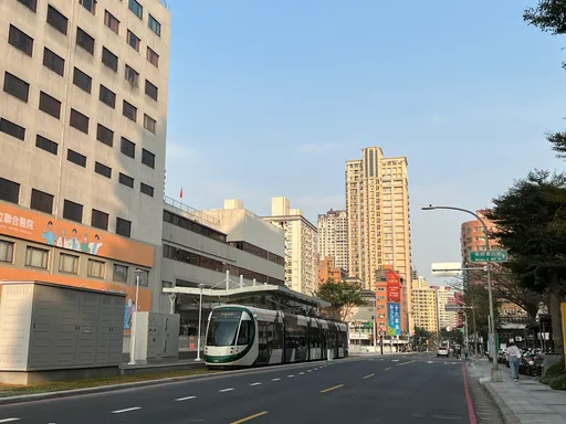 環狀輕軌爭議多 美術館中古屋全面站穩3字頭成交價