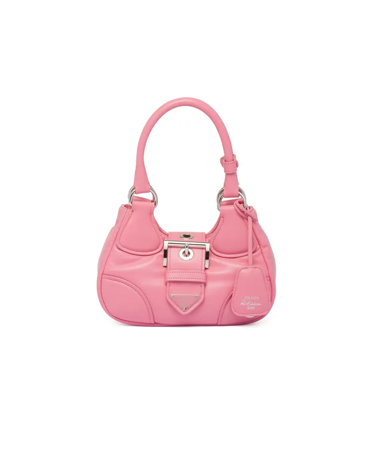 PRADA Moon納帕軟皮革手提肩背包，7萬8000元。品牌提供