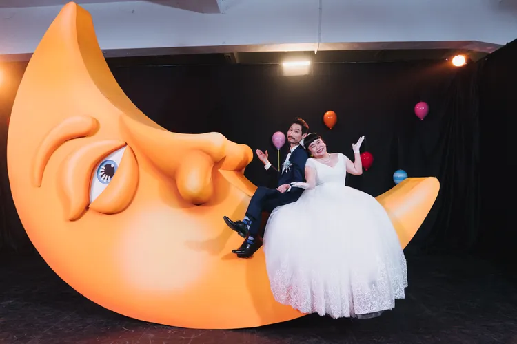 陳竹昇（左）與林美秀合作多年默契十足。三川娛樂提供