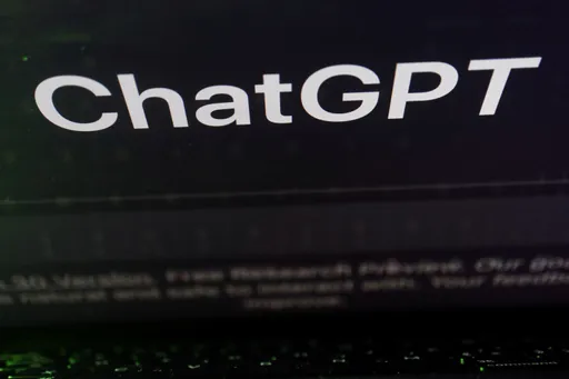 ChatGPT概念股漲瘋了!13天飆240% 中國監管機構出手示警