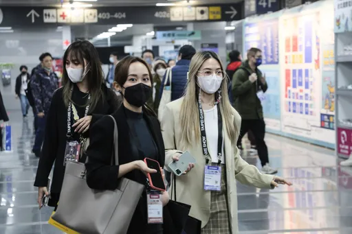 脫罩懶人包｜明迎無罩小確幸！搭電梯遇「這狀況」建議戴　7大QA一次搞懂