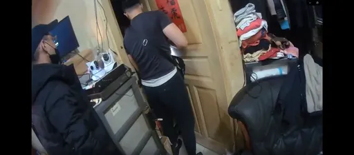 新北警派跆拳好手攻堅民宅 毒販嚇得躲雜物間被揪出送辦