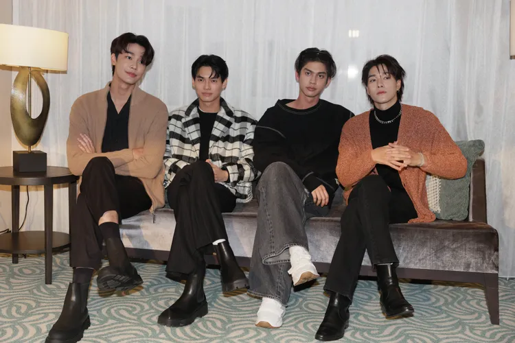 泰國版F4第一次合體來台，似乎還沒˙有入境隨俗。彭欣偉攝