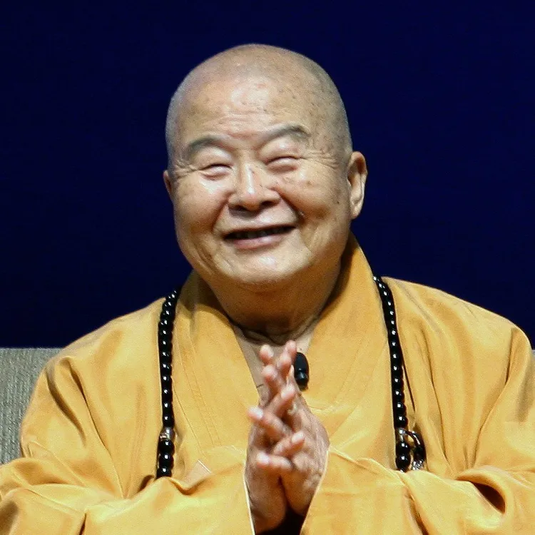 星雲開創佛光山，跨足文化、教育、慈善、媒體等事業。取自星雲臉書