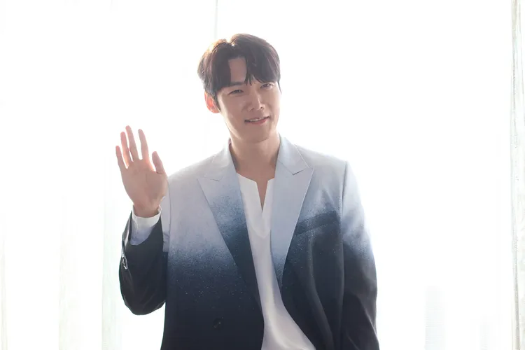 崔振赫看到滿場媒體，驚呼「好多人喔」。鄭孟晃攝