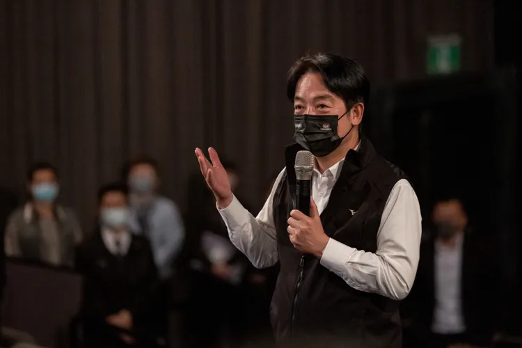 賴清德勉勵同學盡情發揮。府提供