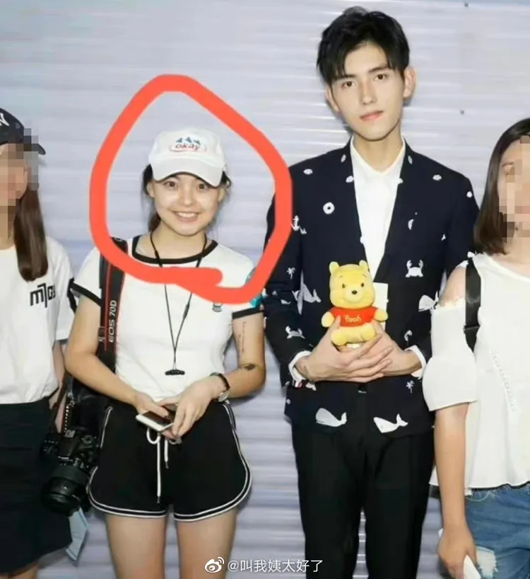 「是亦琳吖」過去是陳飛宇的站姐，曾多次出席陳飛宇宣傳場合。翻攝自微博