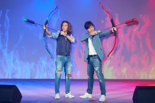 動力火車飆高音自嘲「進廁所擦屁股」 YouTuber千千現身為尤秋興暖壽