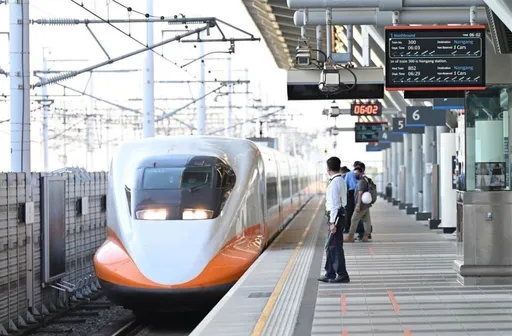 228連假放4天車票搶爆！高鐵再加開6班次　明凌晨零時快入手