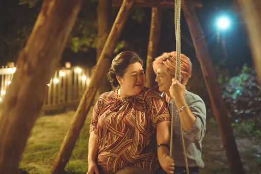 炎亞綸獻出銀幕吻戲 鍾欣凌害羞讚「嘴唇很柔軟」