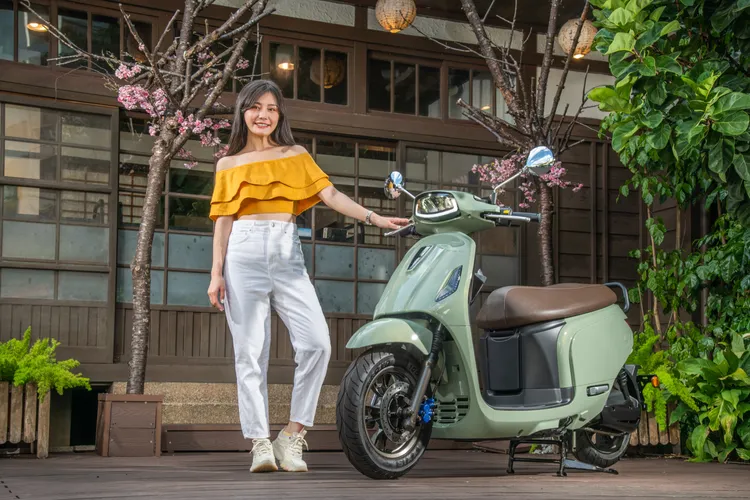 PGO Ur1是主打復古歐風氣質的白牌電動車款。原廠照片