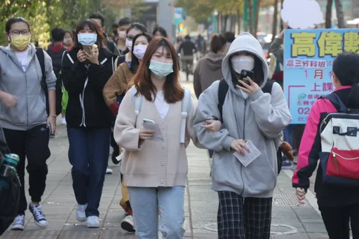 112學測五標出爐!數A滿級分1312人大增 英文滿級分3426人最多