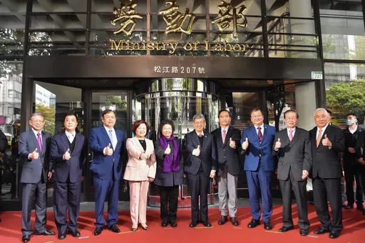 陳建仁喊話讓世代領得到勞保　打造台灣成為令人羨慕的國家