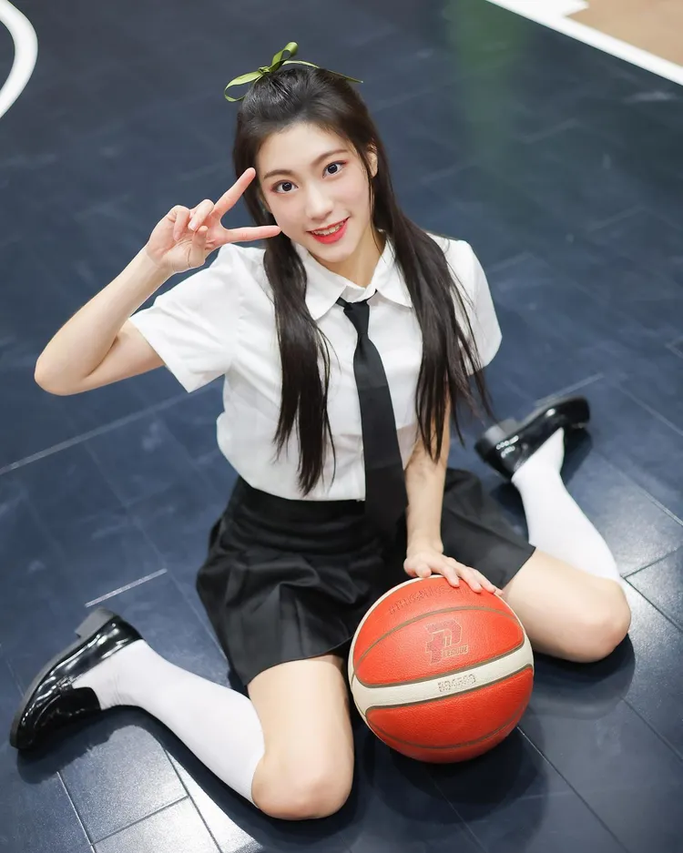 「Formosa Sexy」成員芊芊。取自芊芊臉書