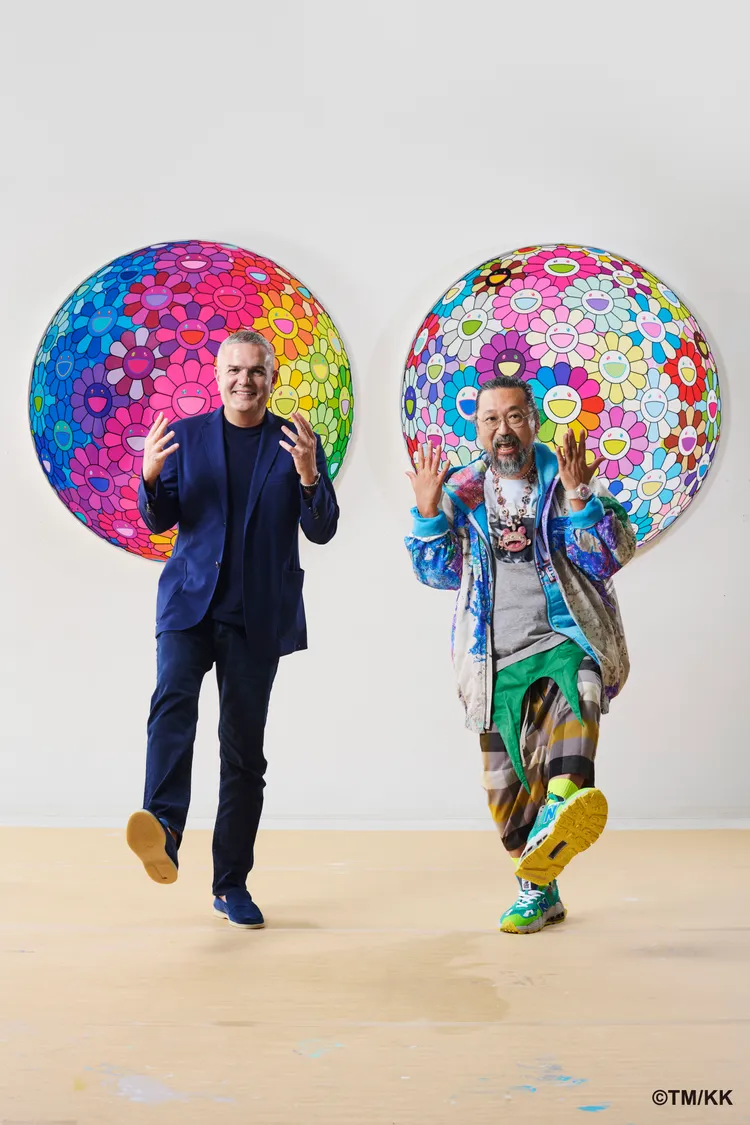 宇舶執行長Ricardo Guadalupe（左）與村上隆宣布全新合作計畫。品牌提供