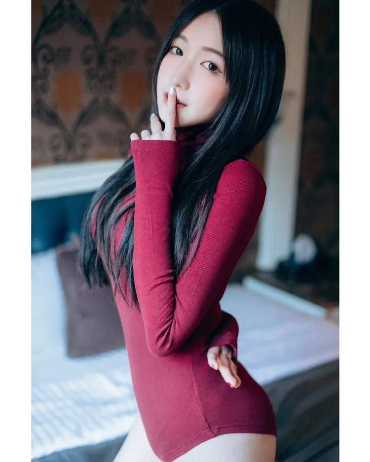 柯姿平常沒工作時喜歡宅在家。