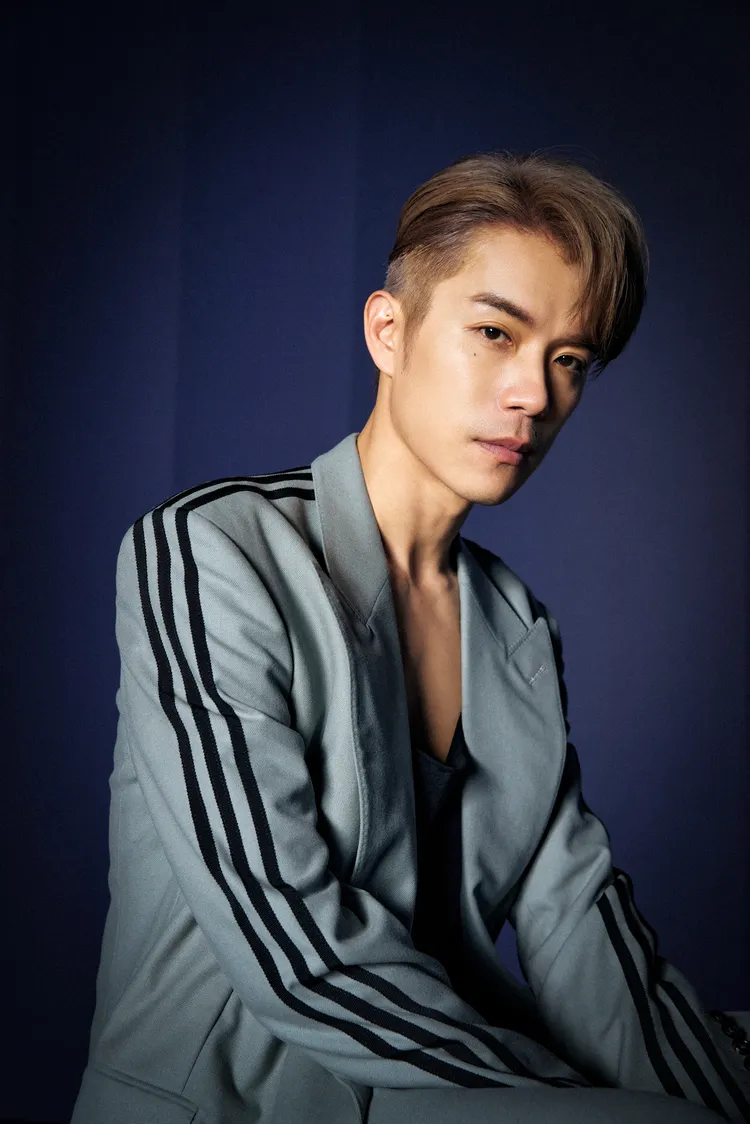 劉家凱首次為長片配樂。凱開而彈提供