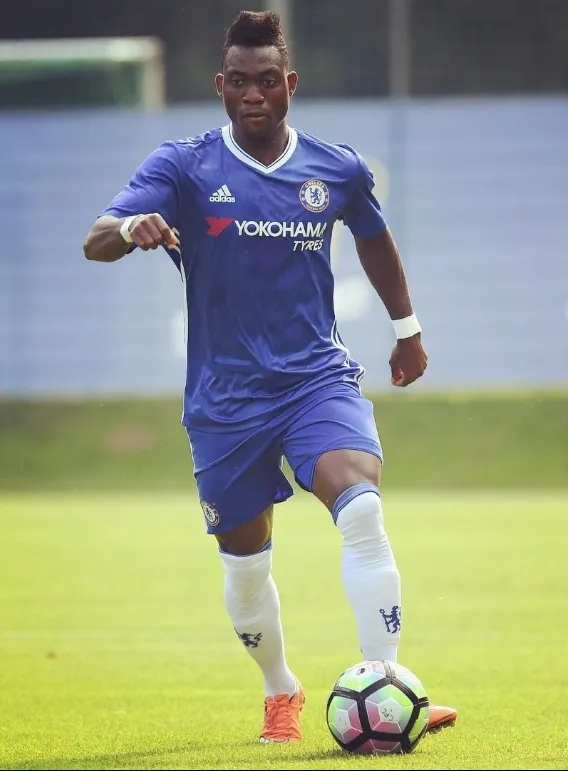 阿特蘇曾效力英超切爾西。翻攝阿特蘇IG instagram／chris_atsu