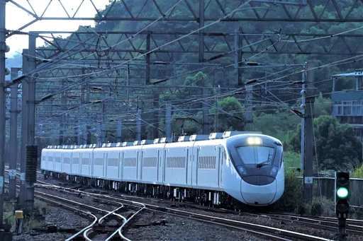 228連假車票搶爆!台鐵第二波加開17列次 2/17零時開賣