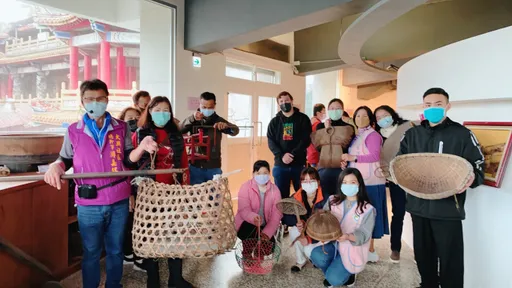 宜蘭新住民手作天燈慶元宵 3D互動體驗客家文化