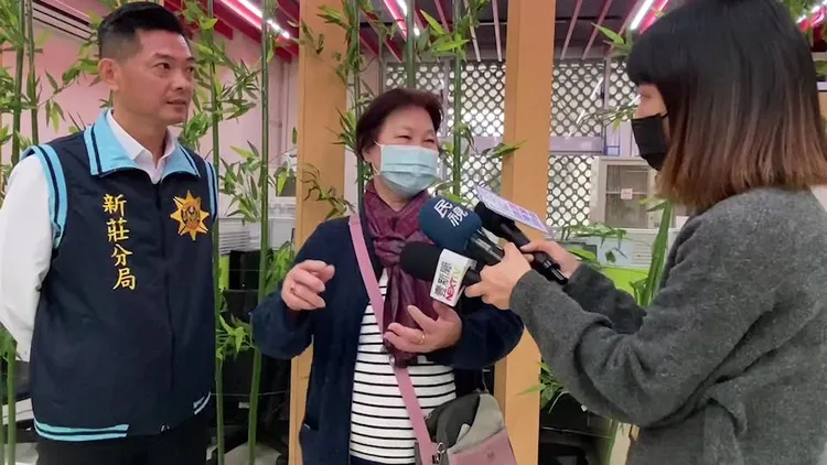 遭騙的劉姓阿嬤說明被騙經過。新莊警分局提供