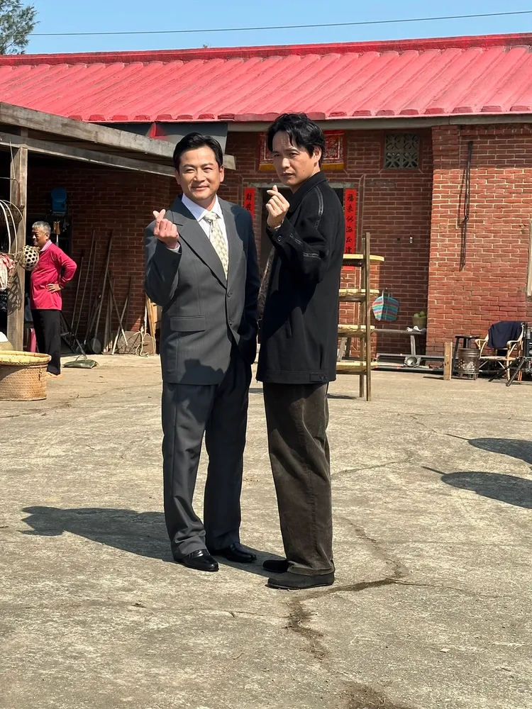 江宏恩（左）和黃鐙輝在劇中是反派。蔡依庭攝