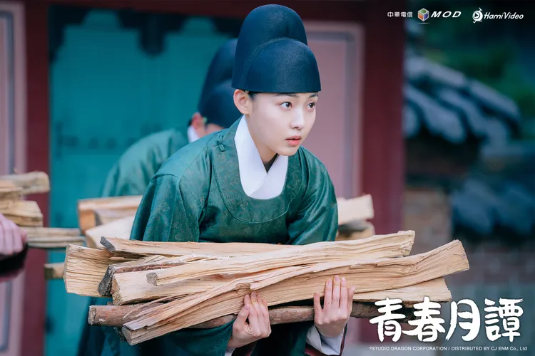 全少妮在《青春月譚》女扮男裝。愛爾達電視