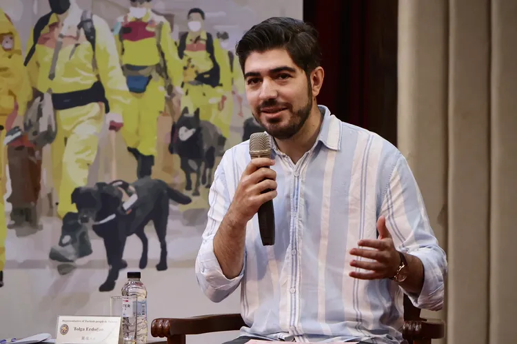 土耳其網紅圖佳表示，感謝說1千次也不夠。林林攝