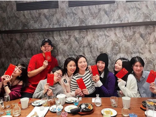 華燈幫春酒趴小姐全到齊!Rose媽媽豪發紅包 網催續集cue霍建華拍宮鬥劇