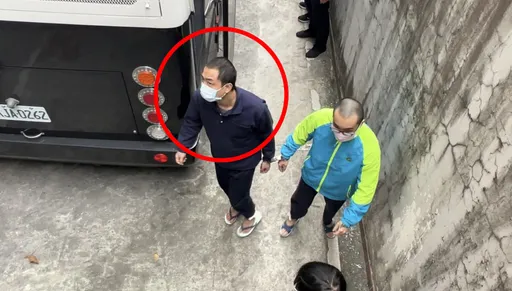 他求職被囚虐12天跳窗慘死!惡徒棄屍前先「伴屍睡覺」 還收紅包擋煞