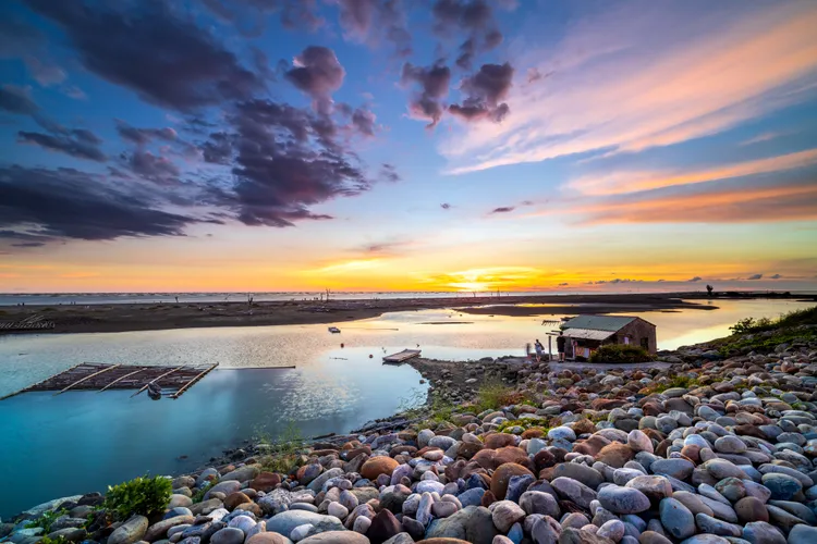 白水湖壽島景觀迷人。嘉縣府提供