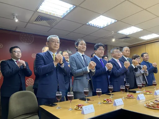 中職今新春團拜會長許願經典賽打出佳績 「棒球能團結國人」