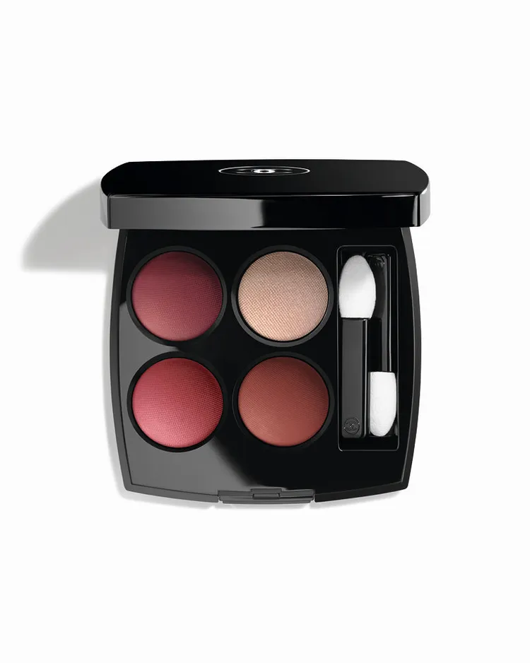 四色眼影#362清新，2420元。品牌提供