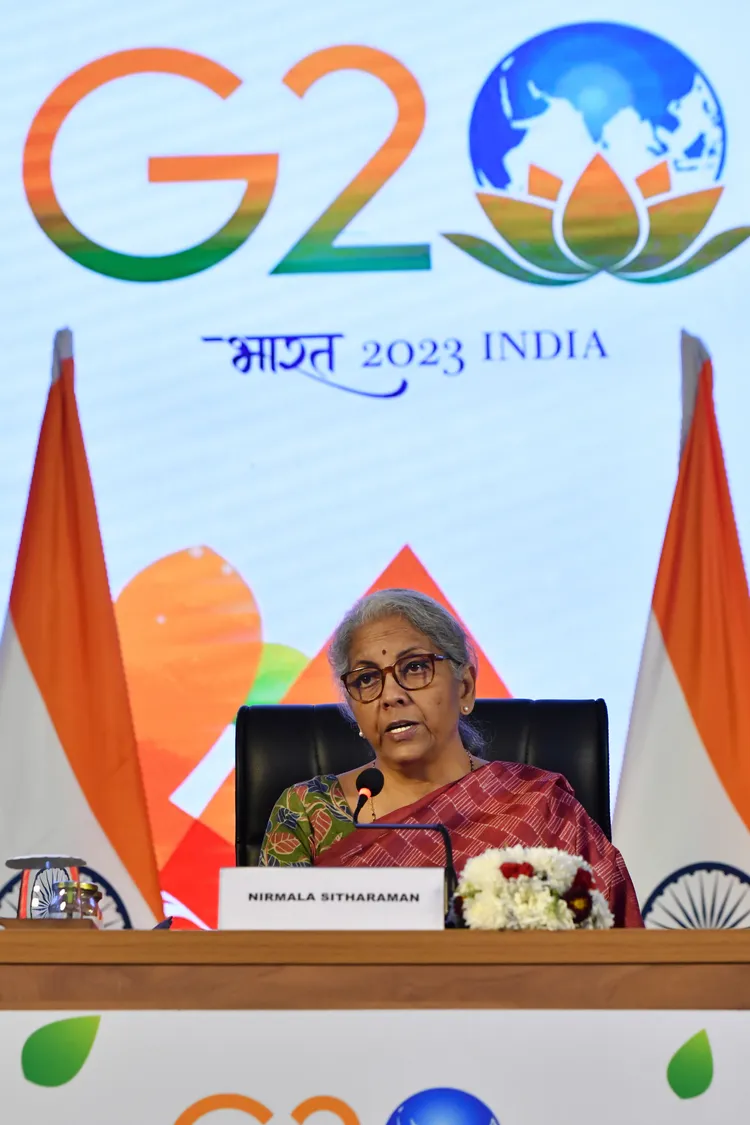 印度財政部長希塔拉曼發表「主席總結」。美聯社