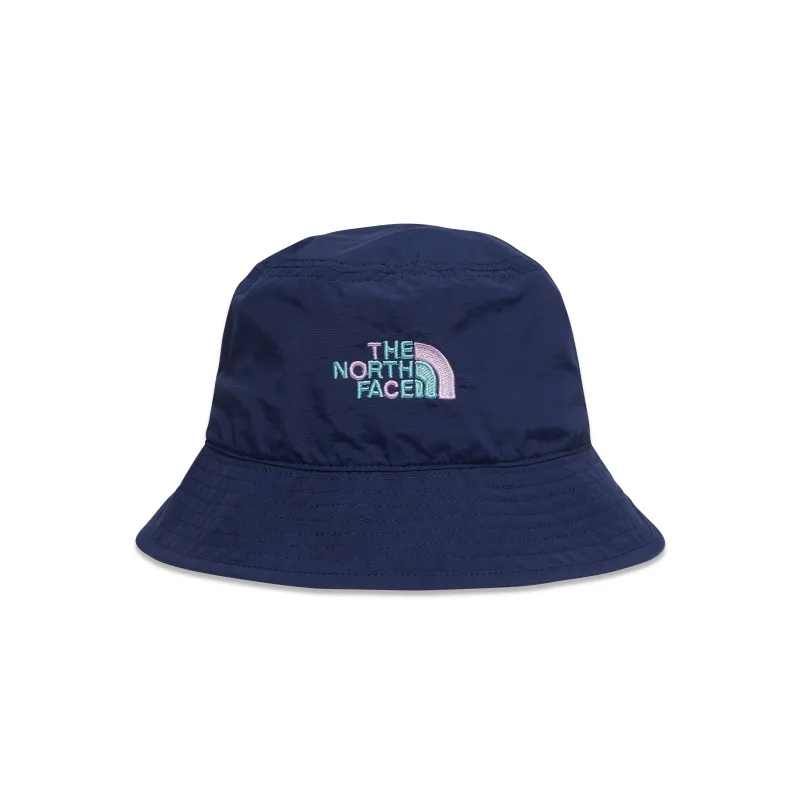 漁夫帽,2380元。品牌提供